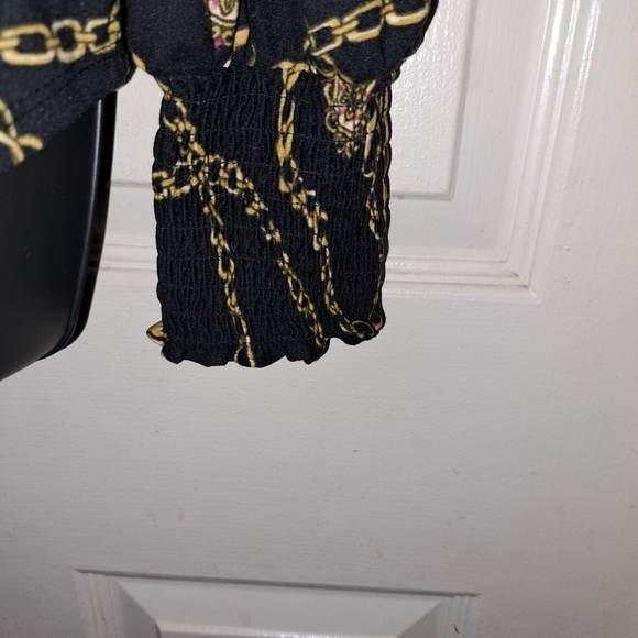 Roz&Ali woman chain Print blouse ties At neck size large 5/$25 - Picture 4 of 7